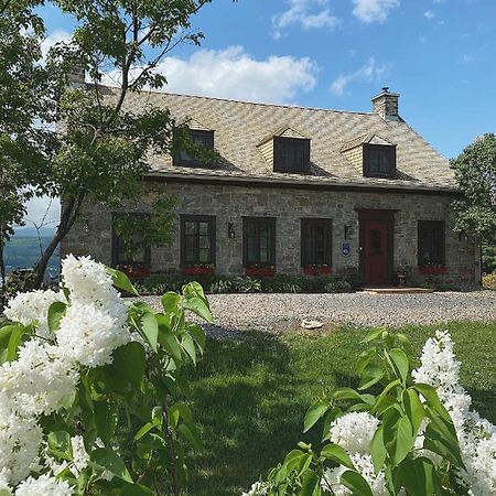 Domaine Steinbach Cidrerie B&B Distillerie Saint-Pierre-de-l'Ile-d'Orleans ภายนอก รูปภาพ