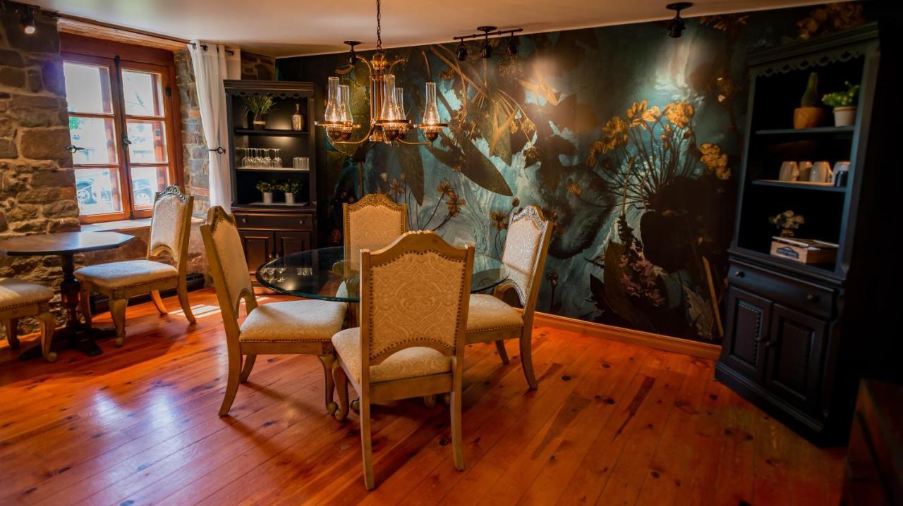 Domaine Steinbach Cidrerie B&B Distillerie Saint-Pierre-de-l'Ile-d'Orleans ภายนอก รูปภาพ